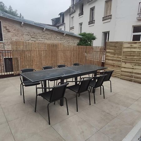 Maison Face A La Dordogne Avec Terrasse Apartment La Bourboule Bagian luar foto